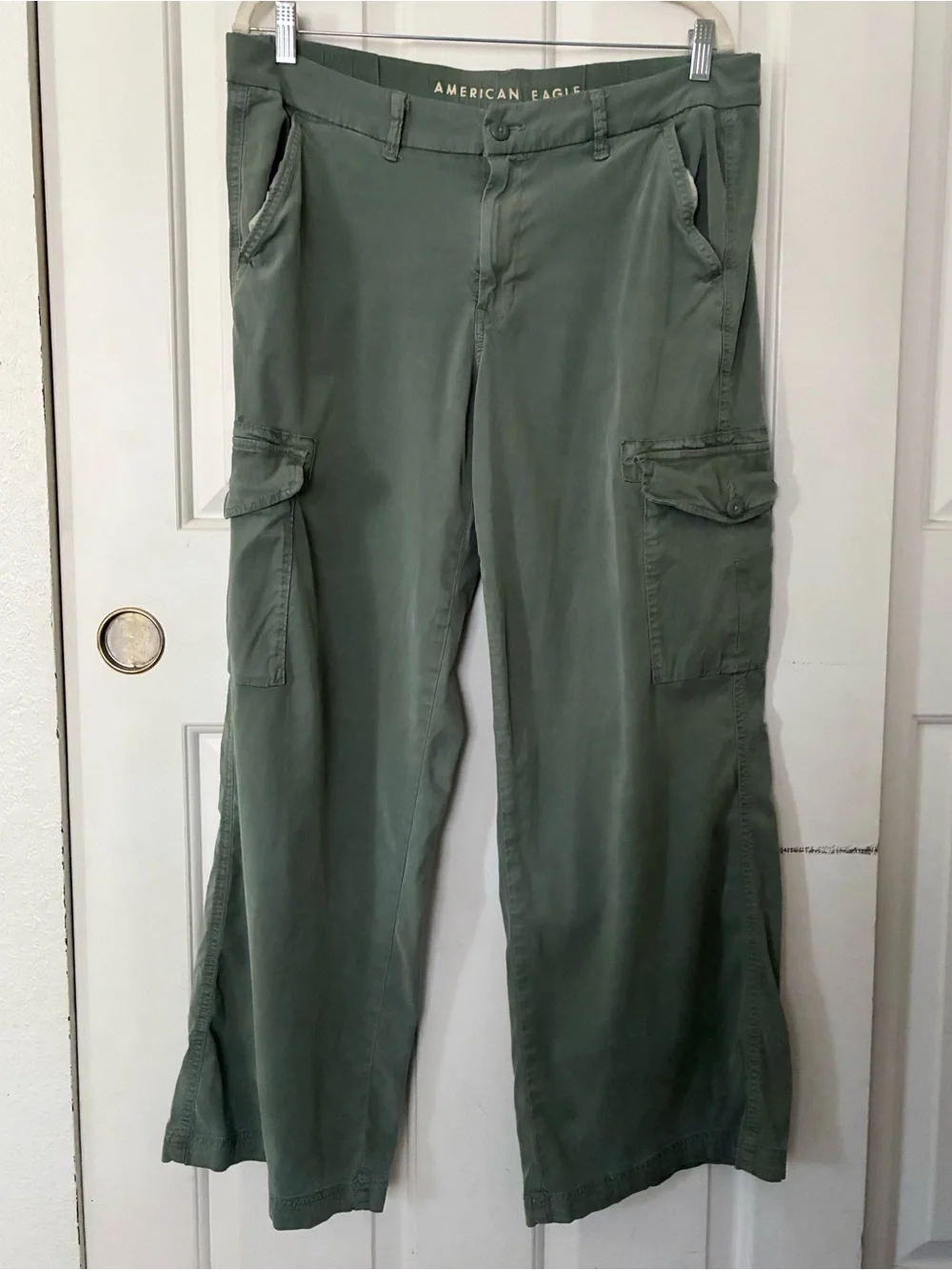American Eagle Green Cargo Mid Rise Baggy Wide Leg Pants Y2K skater Gorpcore